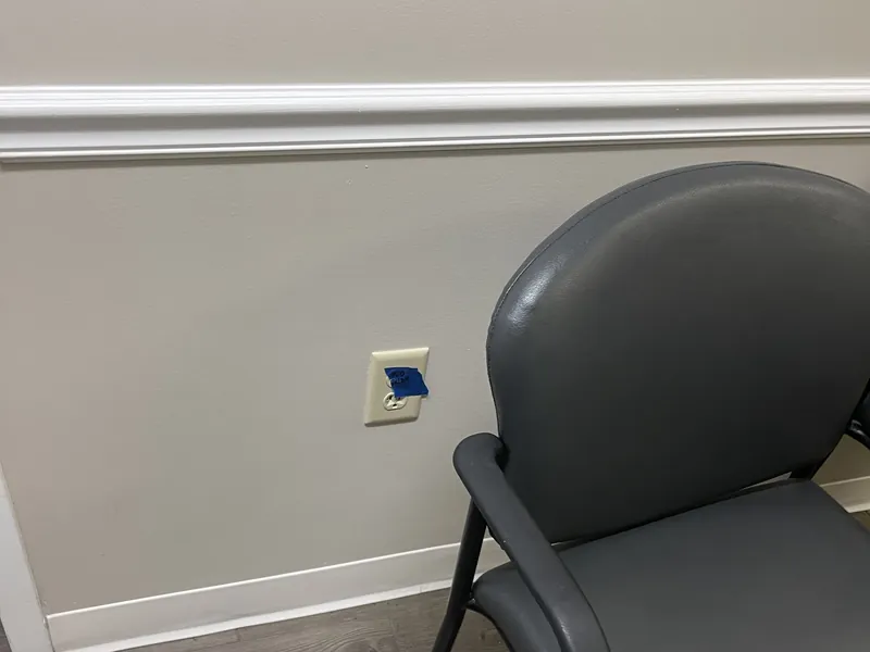 a wall outlet repair