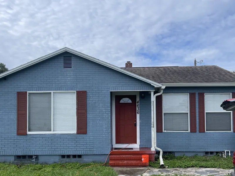 Example exterior photograph used to illustrate a Home Watch report